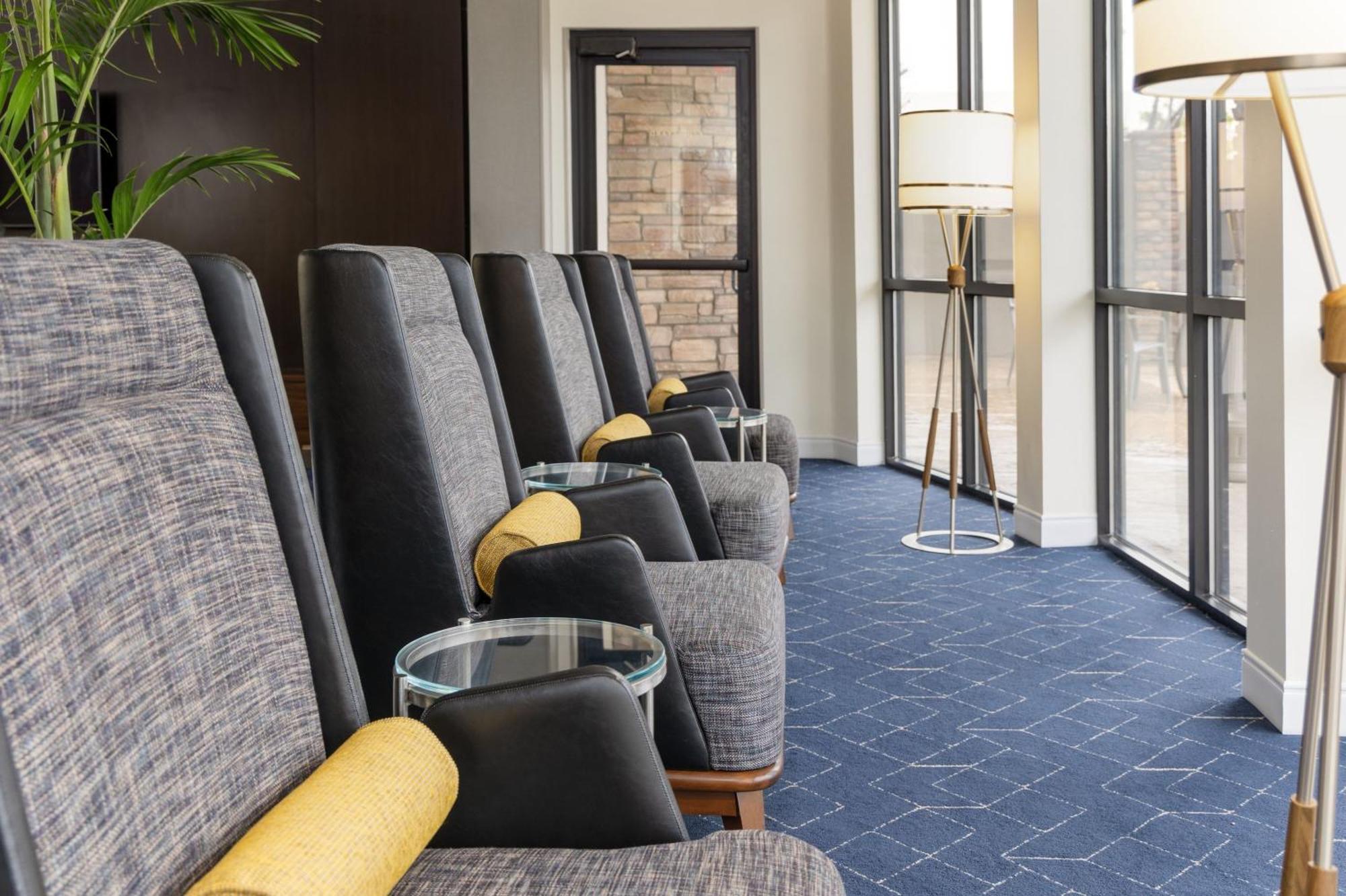 Hotel Courtyard By Marriott Ontario Rancho Cucamonga Zewnętrze zdjęcie
