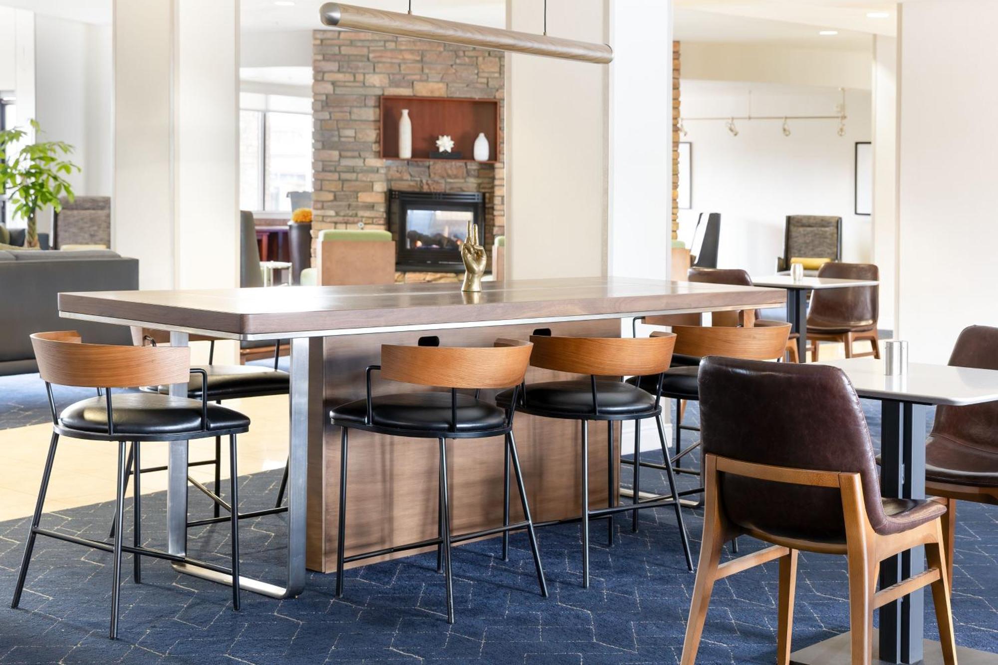 Hotel Courtyard By Marriott Ontario Rancho Cucamonga Zewnętrze zdjęcie