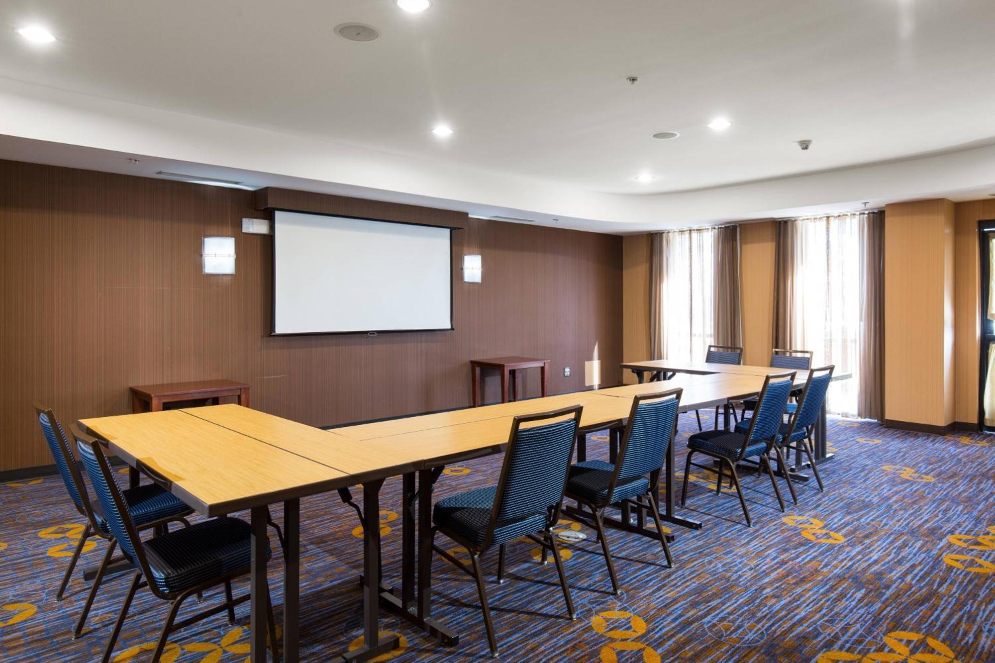 Hotel Courtyard By Marriott Ontario Rancho Cucamonga Zewnętrze zdjęcie