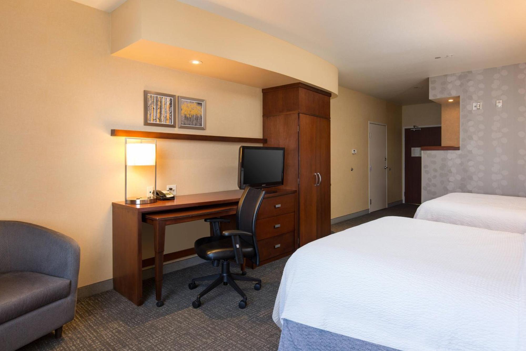 Hotel Courtyard By Marriott Ontario Rancho Cucamonga Zewnętrze zdjęcie