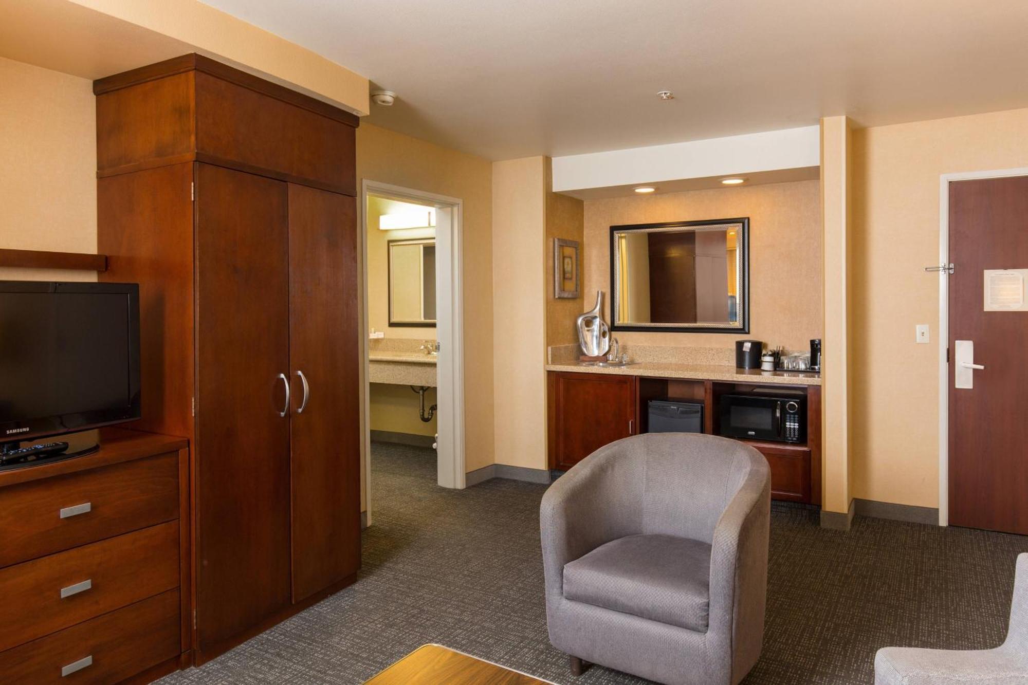 Hotel Courtyard By Marriott Ontario Rancho Cucamonga Zewnętrze zdjęcie