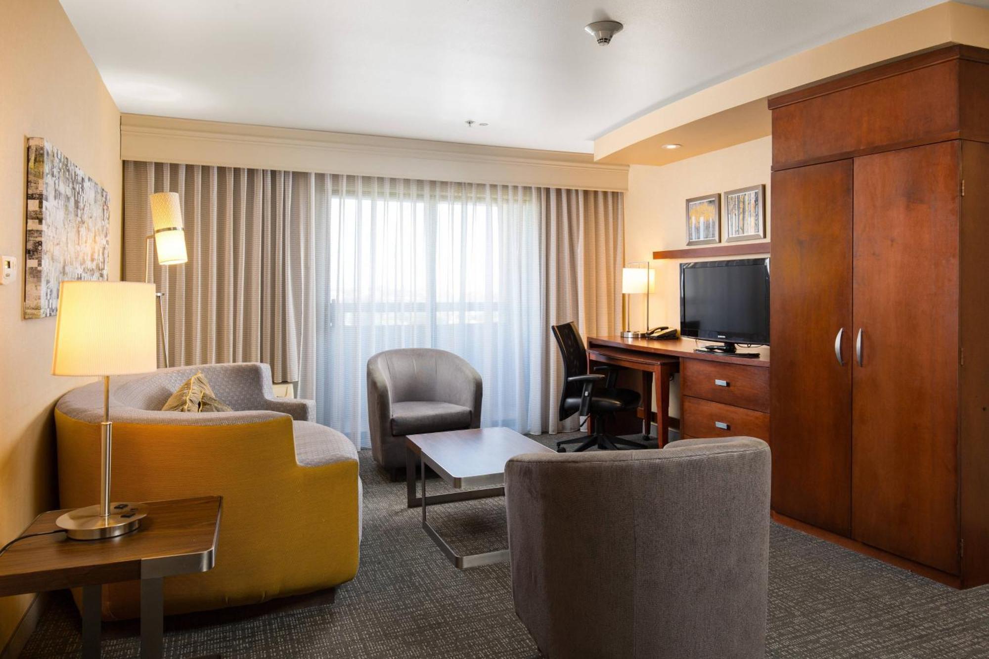 Hotel Courtyard By Marriott Ontario Rancho Cucamonga Zewnętrze zdjęcie